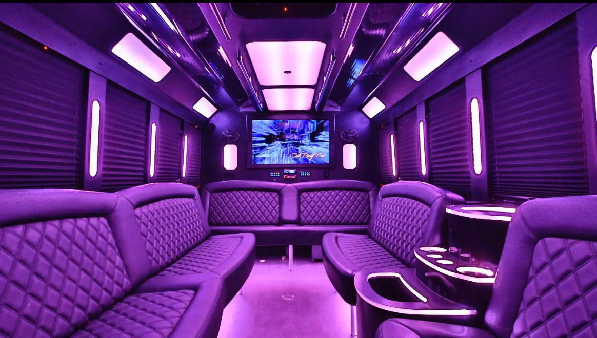 Limo luxury white party bus for 35 pass