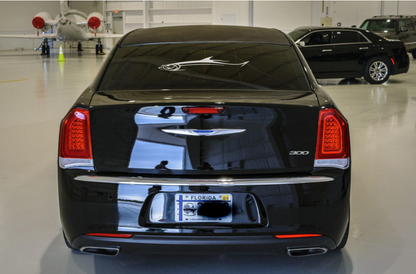Chrysler 300 stretch black for 8 10 pass