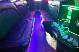 Cadillac Escalade super stretch for 20 pass