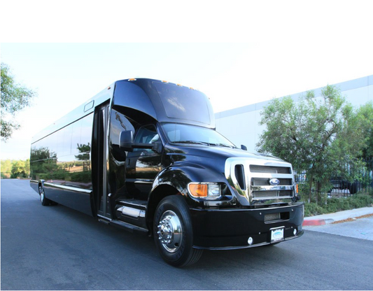 Ford REAR WINDOW Shuttle for 50 pass