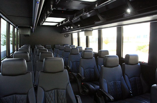 Ford F550 Shuttle Bus for 25 pass